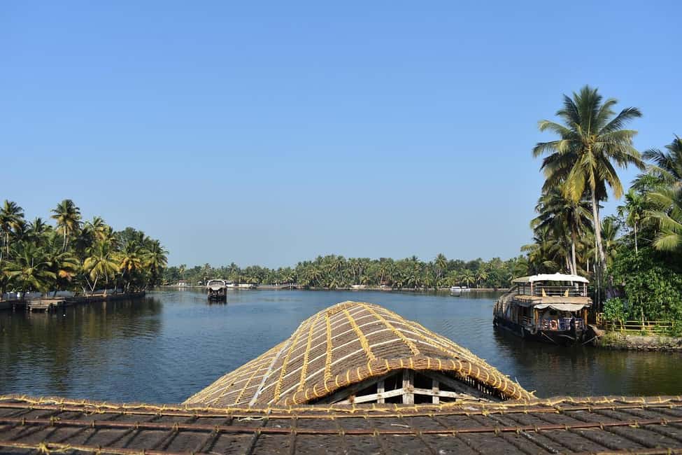 Aleppey Houseboat backwater Day Tour with Lunch and pickup - Price and value: is $103 worth a private houseboat day?