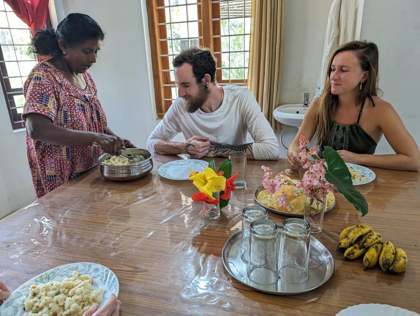 Authentic local vegetarian Kerala cooking class in Wayanad - Eating Together: Meal Included, Local Rhythm Included