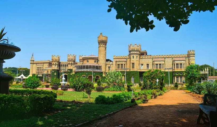 Bangalore City Tour: Explore Full-Day Sightseeing Trip - Lalbagh Botanical Garden: a short stroll with a big visual payoff