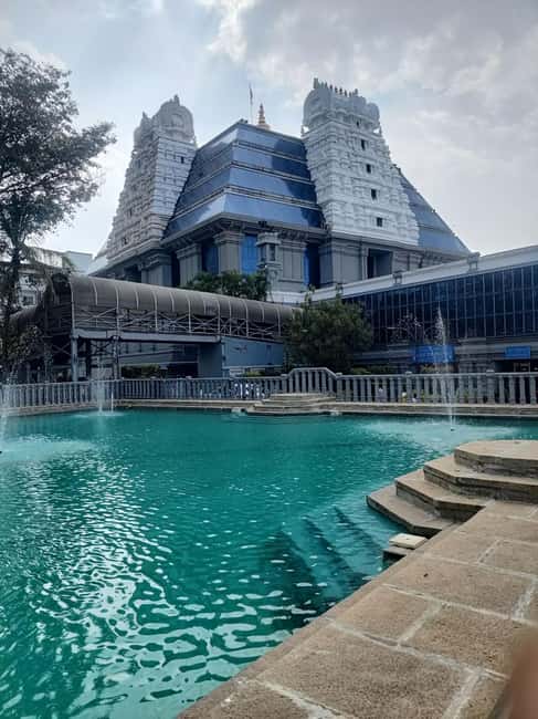 Bangalore City Tour: Walking, Palace & Temples - Bangalore traffic and timing: why your day starts when the city says so