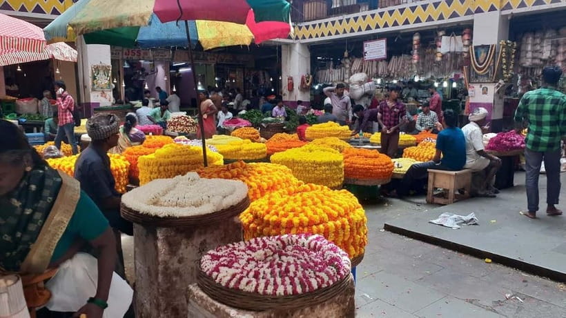 Bangalore : Evening Food Street Walk and Market Visit - Tips to Get the Most From Your Evening