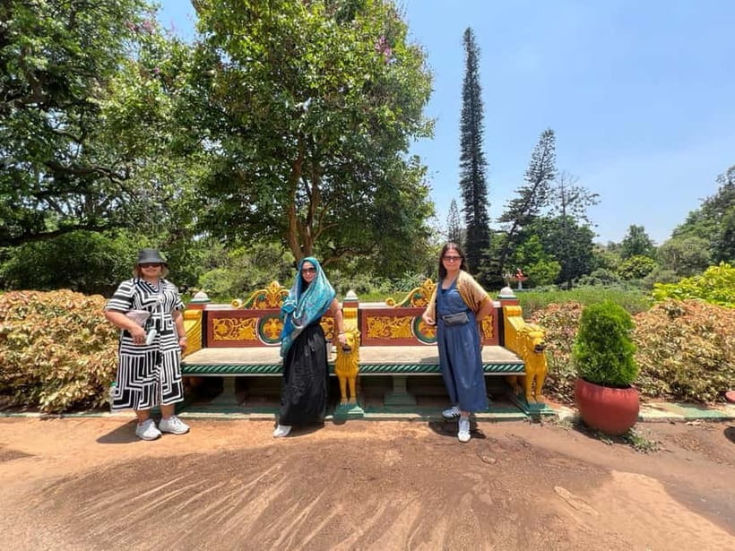 Bangalore: Full-Day Guided City Tour w/ Pickup - Bangalore Palace: stunning structures, but know what the visit actually feels like