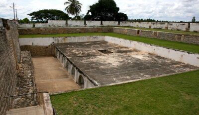 Bangalore: Mysore Tour with Lunch and Guide - Srirangapatna’s Dariya Daulat Bagh: Indo-Saracenic design with wartime murals