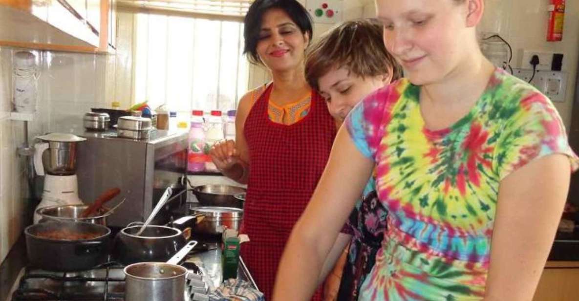 Bangalore: Traditional Cooking Classes & Dinner with Family - A Bangalore home meal you can actually participate in