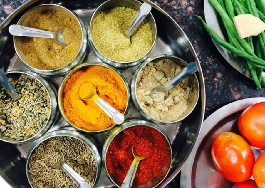 Bangalore: Traditional Cooking Classes & Dinner with Family - Dinner together: the payoff is eating what you helped make