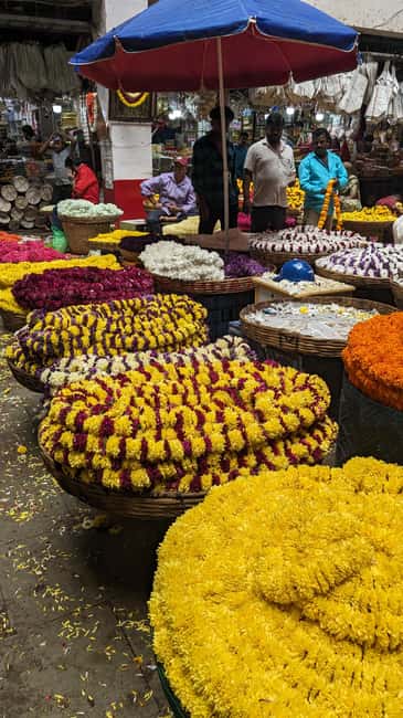 Bangalore Walking Tour KR Flower Market,Fort,Tippu palace - KR Market: Flower Stalls, Produce Streets, and How Wholesale Shows Up in Daily Life