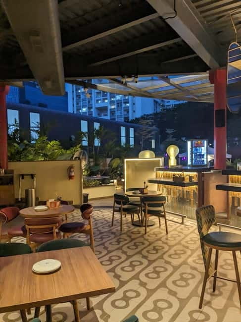 Bangalore:The Original bengaluru pub crawl - Key points at a glance