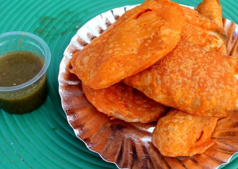 Chennai: 2 Hour Street Food Walking Tour - The Walking Portion: Busy Streets, Market Stops, and Hearing the Guide