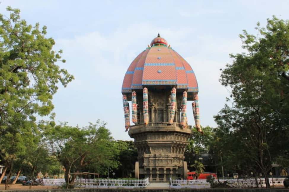 Chennai: Guided Day Tour of the Highlights of Chennai - Parry’s Corner by Tuk-Tuk, Plus Lunch on Your Own