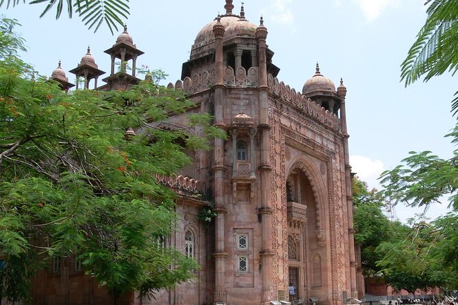 Colonial Charm & Cultural Treasures Chennai Sightseeing Tour - Chennai in Six Hours: Why This Route Works