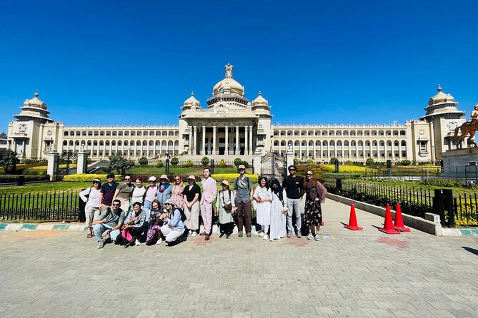 Cubbon Park Walking Tour and Explore Bangalore's Heritage - Stop 3: Karnataka High Court and Attara Kacheri (Eighteen Offices)