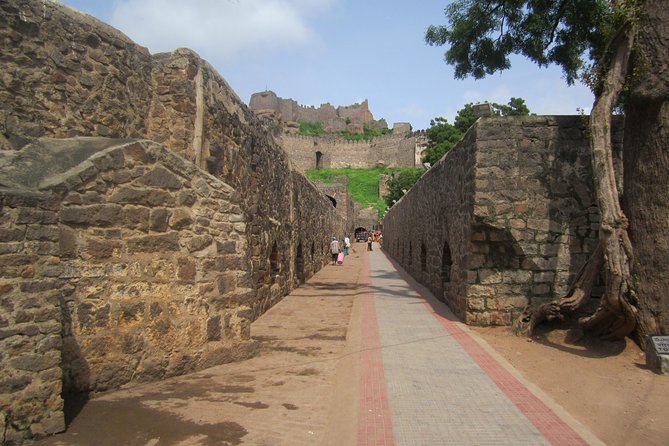 Cult Immersions 5 - Enchanting Hyderabad Full Day Private Tour - Stop 1: Golconda Fort and the 360 steps payoff