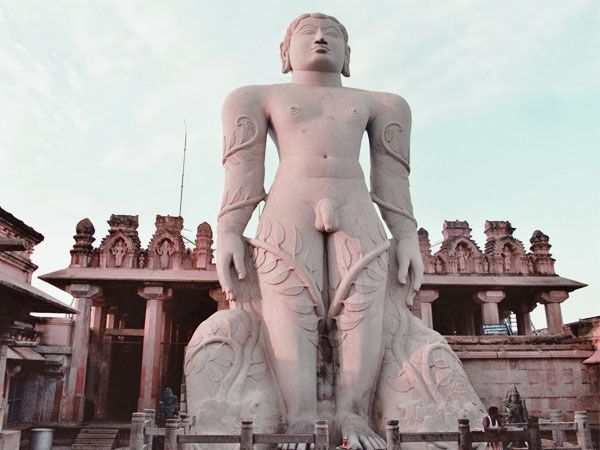 Day Excursion of Belur, Halebeedu & Shravanabelagola - Meals, timing, and temple-day comfort tips