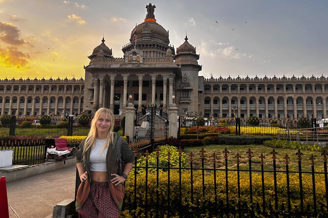 Experience Bangalore Evening City Walk Tour and Market Visit - Starting at Vidhana Soudha Metro: where Bengaluru governs
