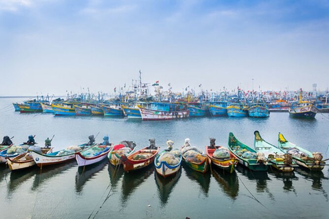 Explore Chennai Private Car Tour Experience - Marina Beach and the Victory War Memorial: The Walk Plus the Meaning