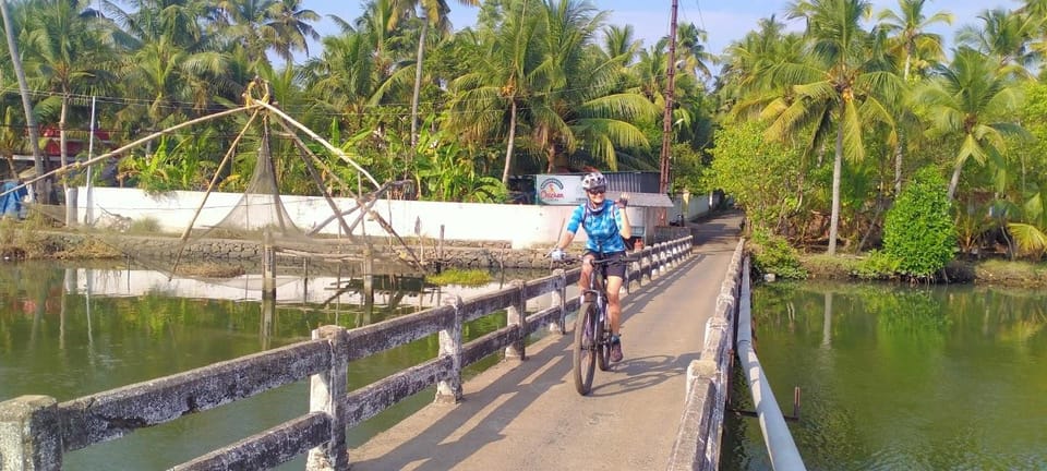 Fort Kochi Beach and Backwater eBike/Cycling Tour (Half Day) - Kannamali coastal village: beach air and village tempo