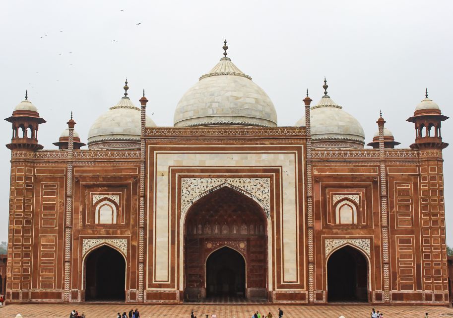 From Bangalore: Taj Mahal and Agra Guided Tour - Price and value: when this makes sense (and when it doesn’t)