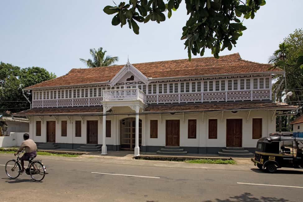 From Cochin: Fort Kochi Day Tour with Dutch Palace - Chinese fishing nets: the photo stop with real timing