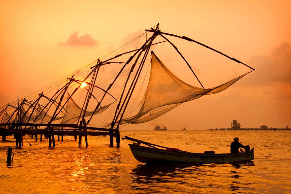From Cochin: Fort Kochi Same Day Tour with Dutch Palace - Stop 1: Chinese fishing nets—more than a photo