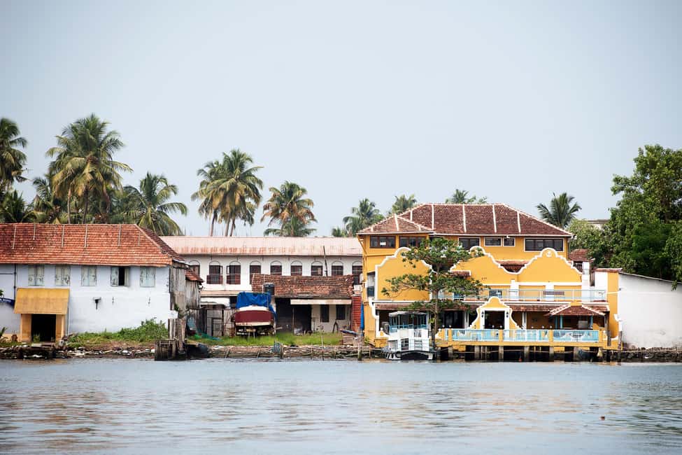 From Cochin: Fort Kochi Same Day Tour with Dutch Palace - Stop 5: Fort Kochi streets—keeping it real between landmarks