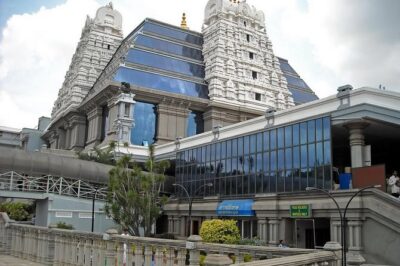 Full day private city tour of Bangalore with a professional guide - Stop 1: ISKCON Temple Bangalore and the Temple Rules That Matter