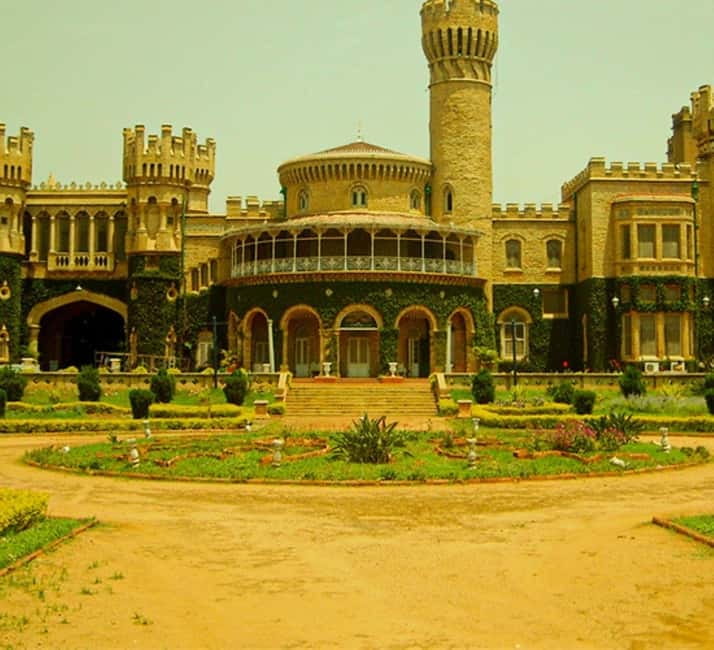 Full-day Private Sightseeing Tour of Bangalore - Tipu Sultan’s Summer Palace: history you can orbit around