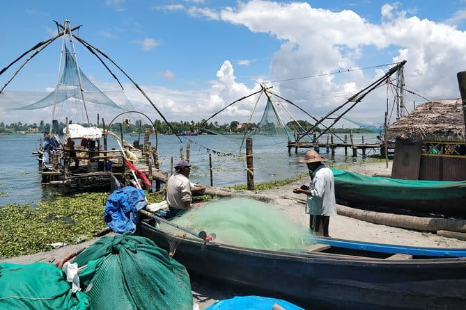 Half Day Village Sunset Eco House Boat Tour-From Cruise Terminal - Traditional punting houseboat at sunset: the main event