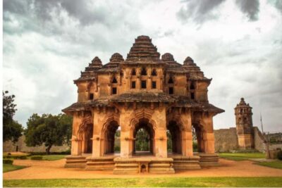 HAMPI FULL DAY TOUR FROM HOSPET - Hospet pickup and the private AC car: smoother than DIY