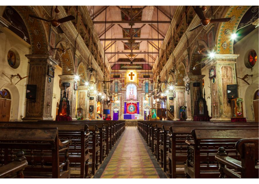 Heritage & Cultural Walk of Kochi (2 Hours Guided Tour) - Dutch Cemetery and Fort Emmanuel ruins: where the mood shifts