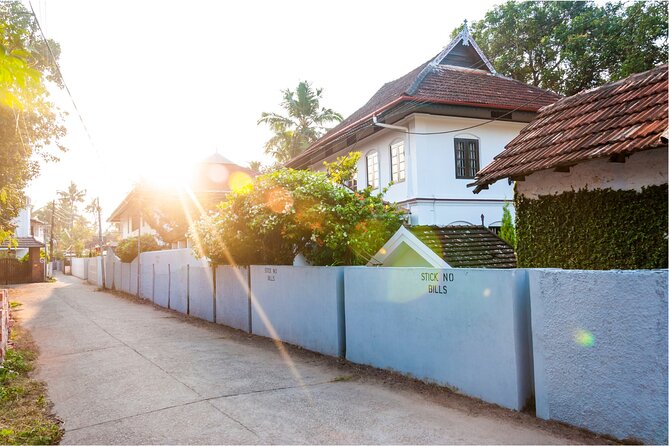 Heritage & Cultural Walk of Kochi (2 Hours Guided Walking Tour) - Stop 1: Kochi’s First Public Clock and the Mewar Connection