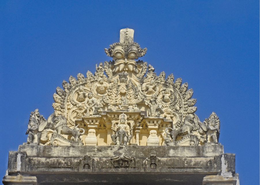 Heritage Trivandrum Photography Walk Tour With Tuk Tuk Ride - Ananthankadu Sree Nagaraja Temple Trust: Snake God Devotion and Courtyard Light (About 20 Minutes)