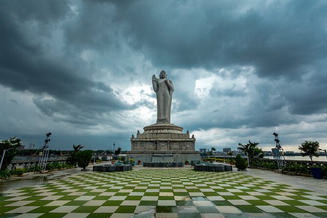 Hussain Sagar Lake Private Walking Tour in Hyderabad - Necklace Road and the heart-shape views that make people linger