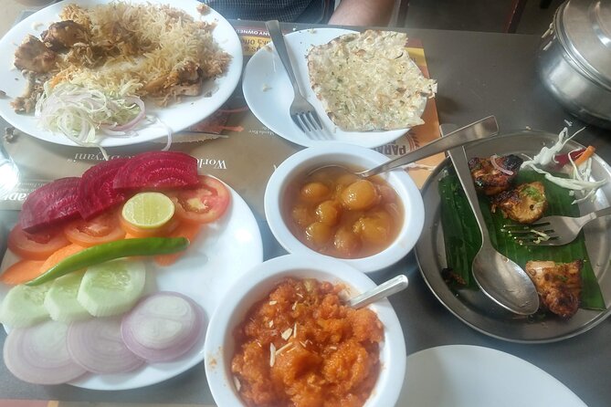 Hyderabad : Evening Street Food Tasting with Guided Old City Tour - Why this evening food-and-old-city combo works