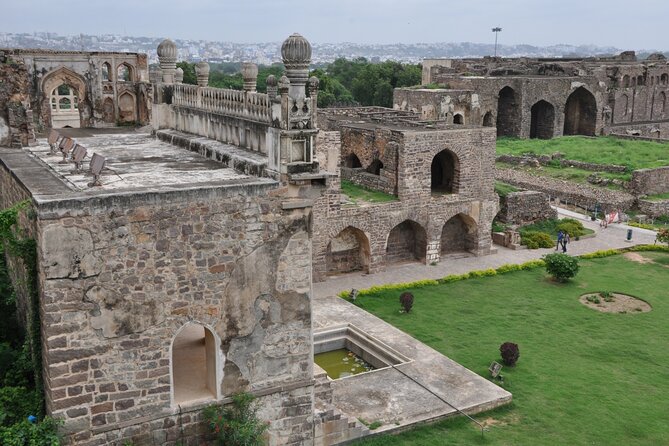 Hyderabad Full-Day City Tour by Car with Guide & Entry Fee Option - Stop 1: Golconda Fort and the Qutb Shahi story