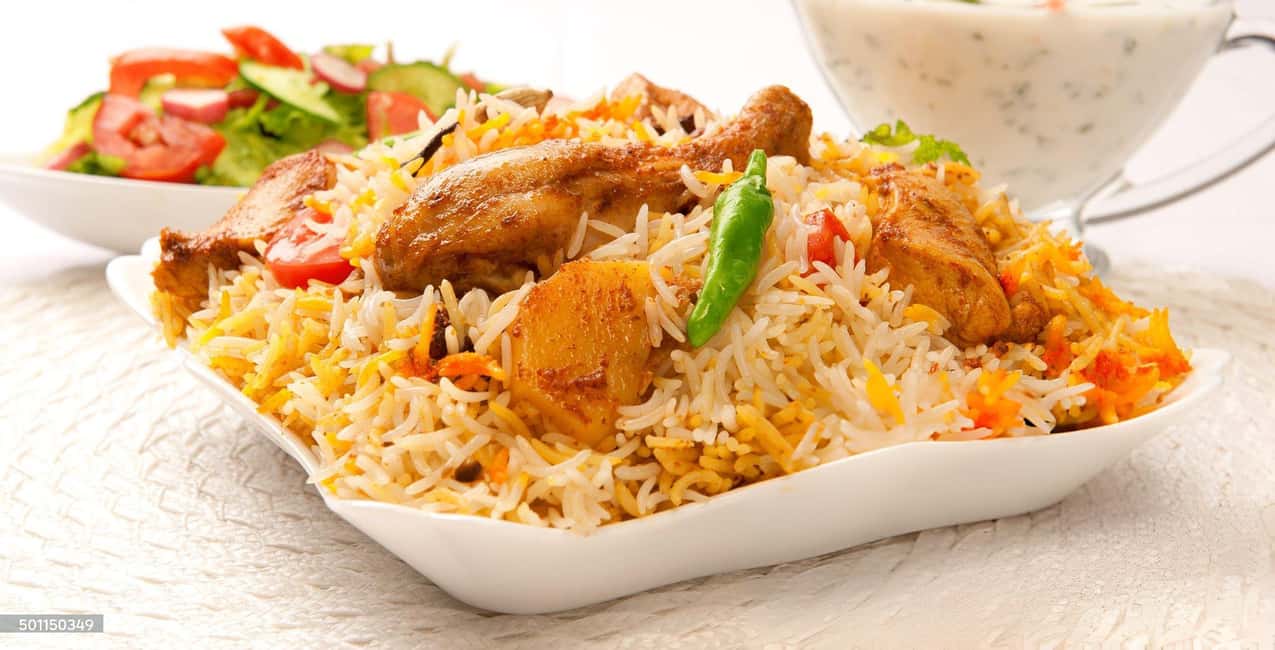 Hyderabad: Street Food Walking Tour with 7+ Tastings - Nizami Grandeur Meets Street Food Reality