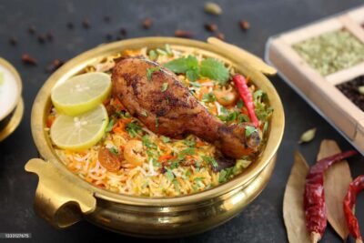 Hyderabad: Street Food Walking Tour with 7+ Tastings - What You’ll Actually Eat: From Chai Stops To Biryani And Dessert