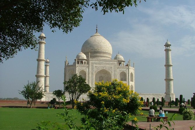 Hyderabad to Taj Mahal and Agra Fort Same Day Tour with Flights - Agra Fort at 12:30 PM: a different side of Mughal power