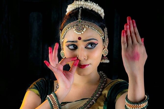 Indian Dance, Music, Classes, and Shows - From Warm Drink to First Steps: The Comfort Details
