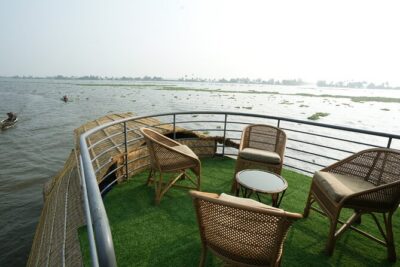 Kalappura Houseboats Combination Backwater Tour - Country Boat through tiny canals: the retractable-roof difference