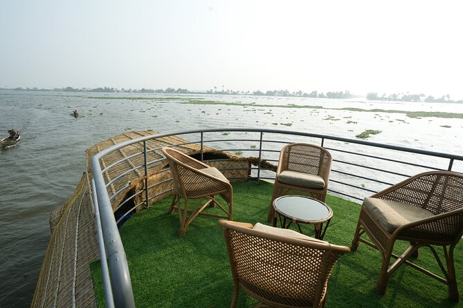 Kalappura Houseboats Combination Backwater Tour - Country Boat through tiny canals: the retractable-roof difference