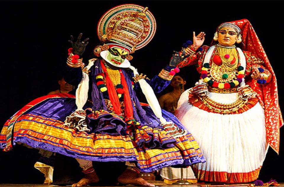 Kochi: Kathakali Evening Dance Show w/ Dinner & Transfer - Kathakali in Kochi: why this show works even if you know little Malayalam