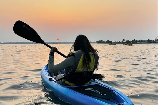 Kochi Kayaking Tour: Sunrise, Sunset & Floating Tea Break - The floating tea break: included, mid-water, and oddly memorable
