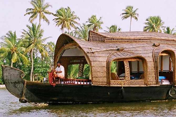 Kochi Private Tour: Overnight Alleppey Backwaters Houseboat Cruise - Key things to know before you go