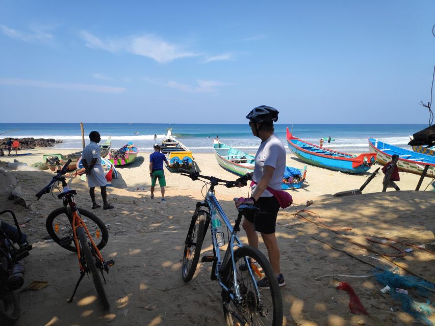Kochi to Marari/ Kumarakom/ Alleppey eBike/Cycling Tour - Kanamaly Beach stop: stretch your legs before Marari’s longer beach time