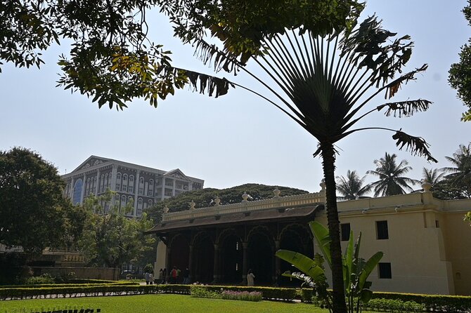 Lalbagh+Bull Temple+Tipu Palace+Market+Lunch=Bangalore City Tour - Lalbagh Botanical Garden: Hyder Ali’s 1760s Red Garden