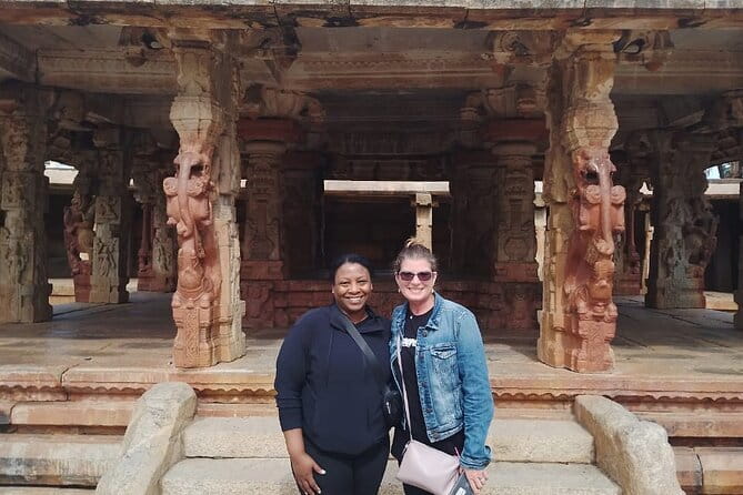 Lepakshi Temple and Nandi Hills Day Trip from Bangalore - Lepakshi Temple at 9:30 AM: carvings, paintings, and the hanging pillar