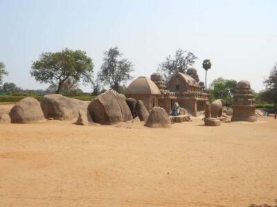 Mahabalipuram walking tour with local guide and lunch - Pickup and your ~4 to 5 hour temple circuit