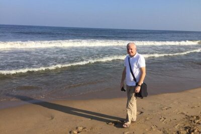 Marina Beach walking tour by tourism ministry approved company - Walking Marina Beach and its statues: history you can actually point to