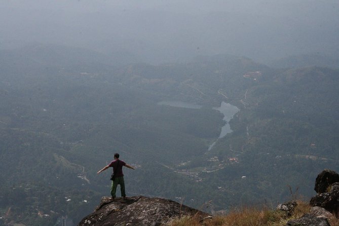 Munnar Mountain Jeep Safari - Getting picked up near Saravana Bhavan and finding your start point fast