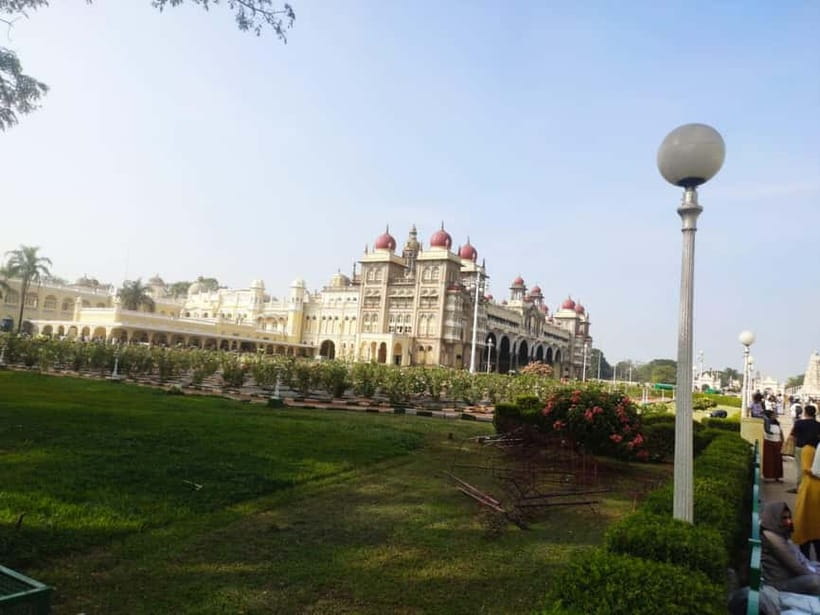 Mysore: Palace, Art Gallery & Devaraja Market Walking Tour - FAQ